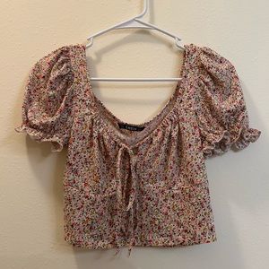 (L) Shein Pink/Red Floral Crop Top with Bubble Sleeves